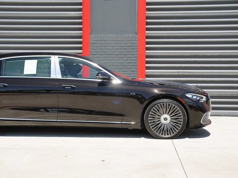 Used 2024 Mercedes-Benz Maybach S 680 4MATIC image 3