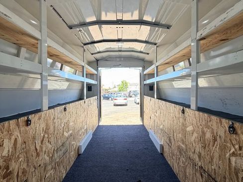 Used 2023 Ford E-450 and Econoline 450 Super Duty w/ Power Windows & Locks Group RWD image 20