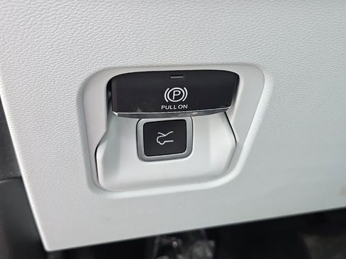 New 2026 Jeep Cherokee Limited image 19