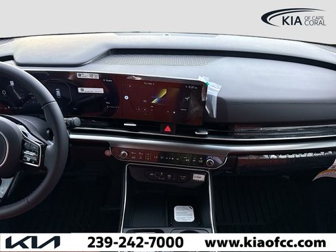 New 2026 Kia Carnival SX image 18