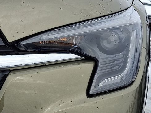 Certified 2024 Subaru Ascent Touring w/ Popular Package #2 image 7