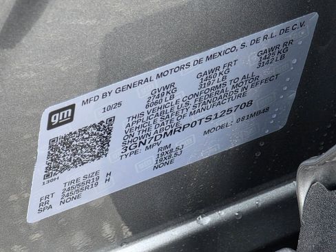 New 2026 Chevrolet Equinox EV LT image 33