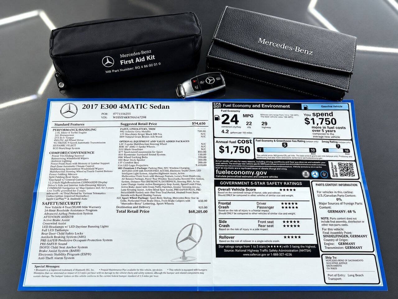Used 2017 Mercedes-Benz E 300 4MATIC image 26