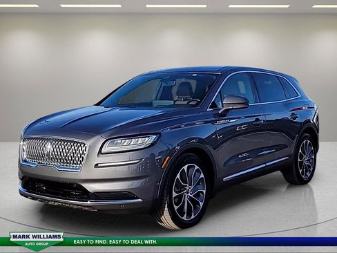 Used 2022 Lincoln Nautilus Reserve w/ Equipment Group 201A image 4