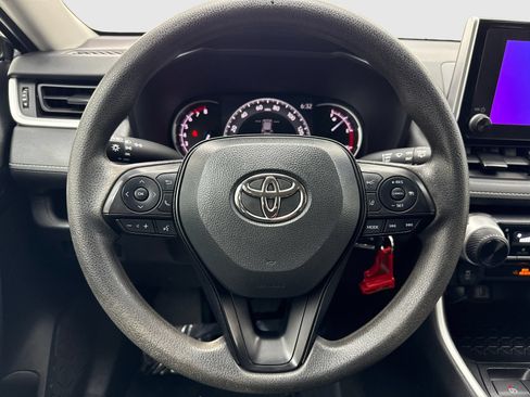 Used 2023 Toyota RAV4 LE FWD image 19