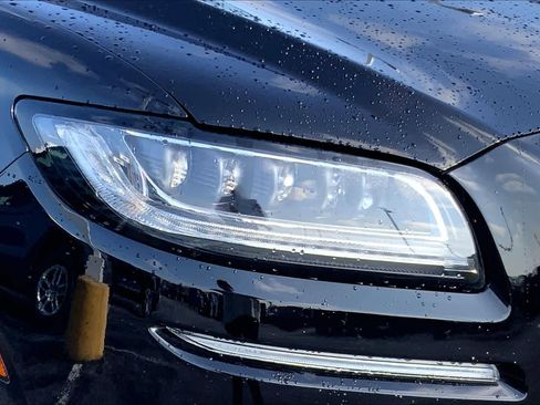 Used 2023 Lincoln Nautilus Black Label image 25