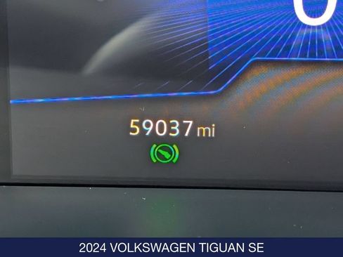 Certified 2024 Volkswagen Tiguan SE AWD/4WD image 23