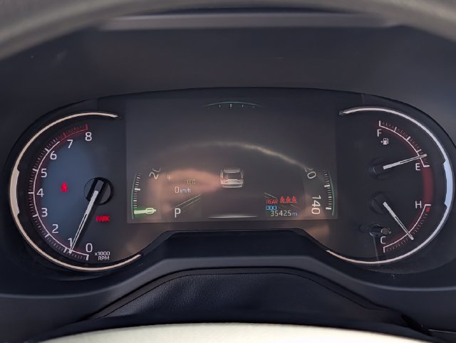 Used 2025 Toyota RAV4 LE AWD/4WD image 19