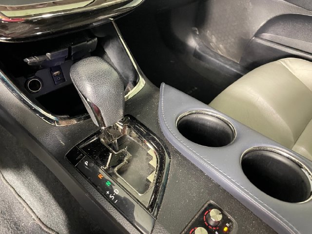 Used 2013 Toyota Avalon XLE Premium FWD image 8