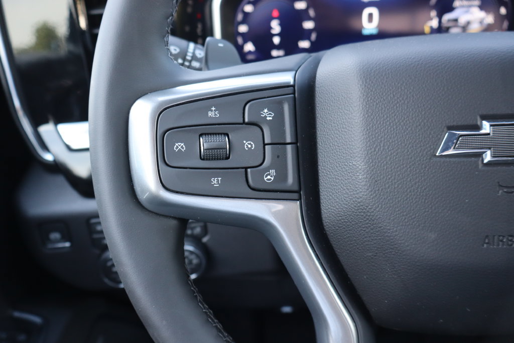 Used 2026 Chevrolet Silverado 1500 LT Trail Boss w/ LT Trail Boss Premium Package AWD/4WD image 7