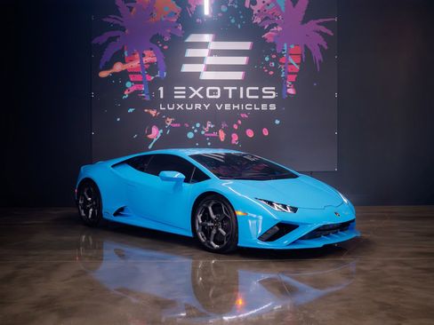 Used 2023 Lamborghini Huracan EVO image 4