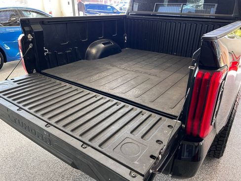 Used 2022 Toyota Tundra SR5 w/ SR5 Convenience Package image 58