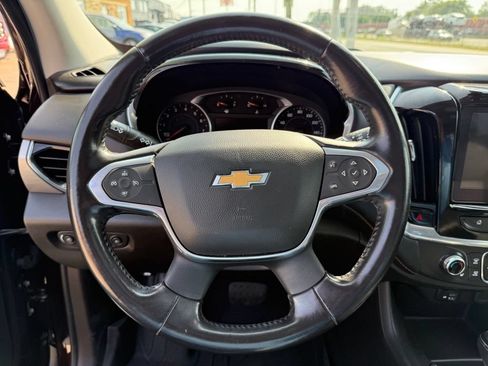 Used 2020 Chevrolet Traverse LT w/ LT Premium Package AWD/4WD image 33