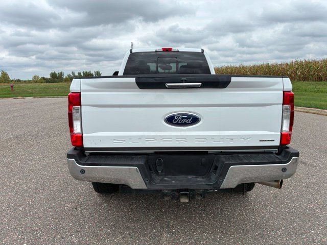Used 2019 Ford F250 XLT w/ XLT Premium Package AWD/4WD image 7