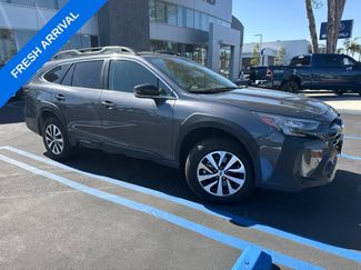 Used 2025 Subaru Outback Premium AWD/4WD video 1