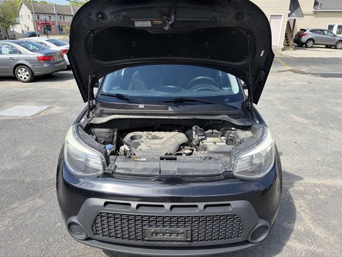Used 2016 Kia Soul FWD image 16