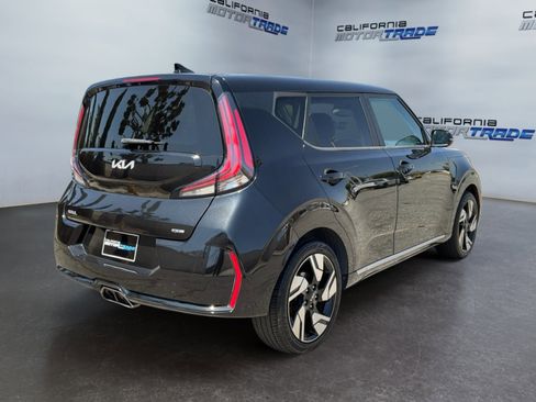 Used 2023 Kia Soul GT-Line FWD image 5