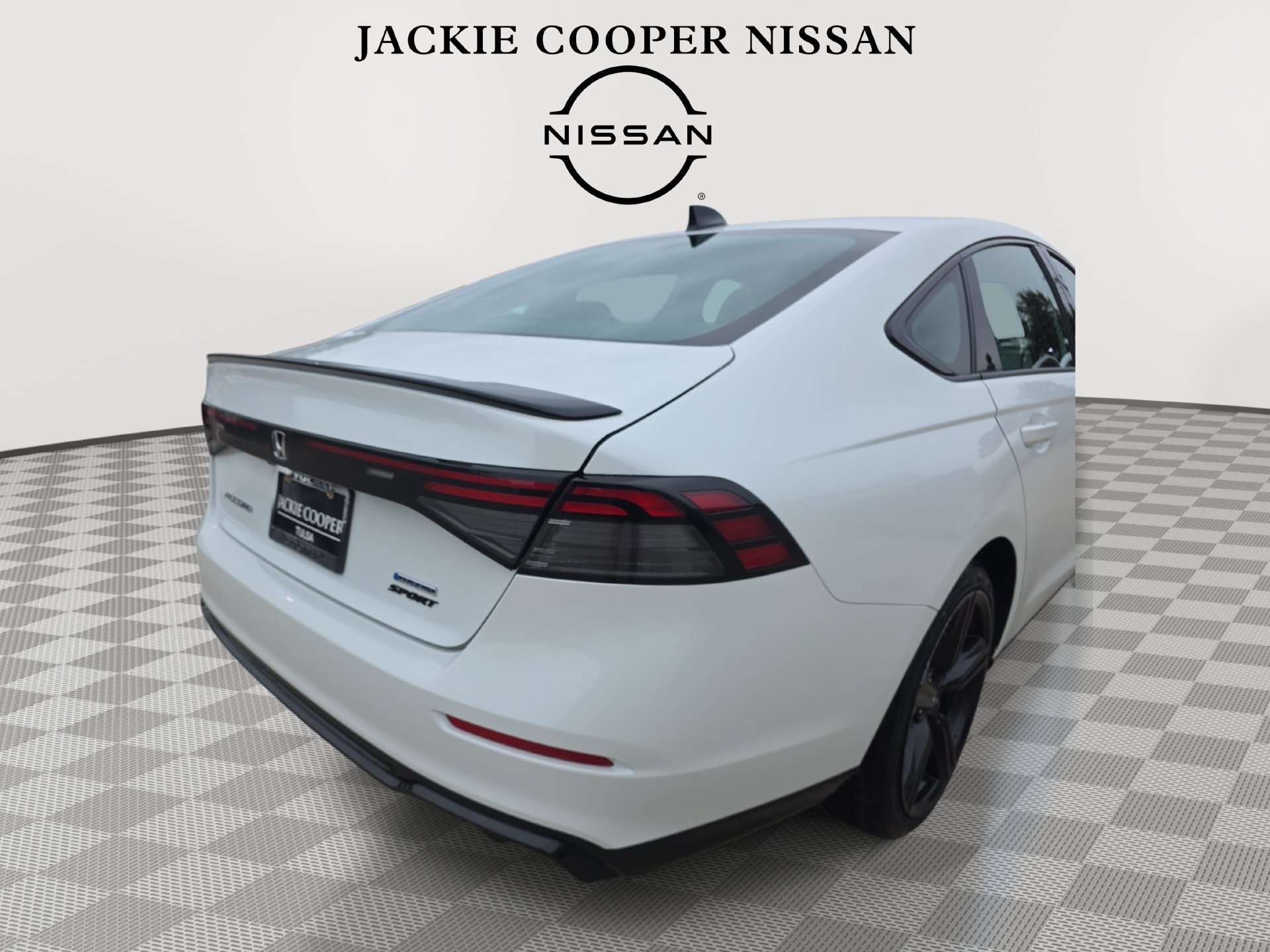 Used 2023 Honda Accord Sport image 5