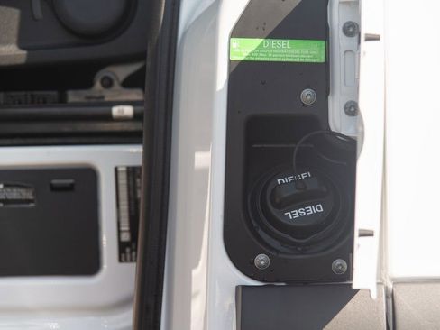 Used 2024 Mercedes-Benz Sprinter 144 Cargo image 23