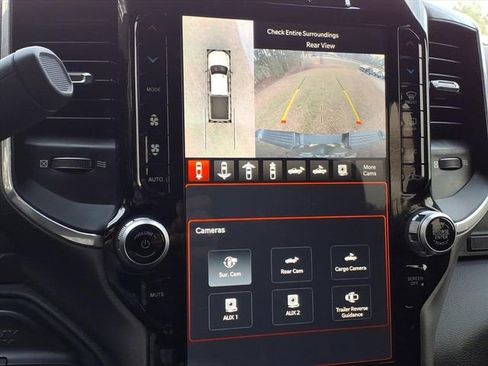 Used 2024 RAM 2500 Laramie w/ Night Edition image 30