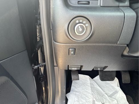 Used 2015 Lincoln Navigator 2WD image 22