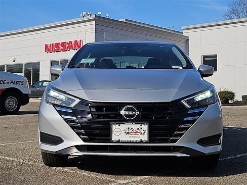 New 2025 Nissan Versa SV w/ Trunk Package image 3