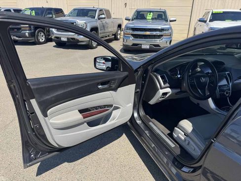 Used 2016 Acura TLX V6 FWD image 22