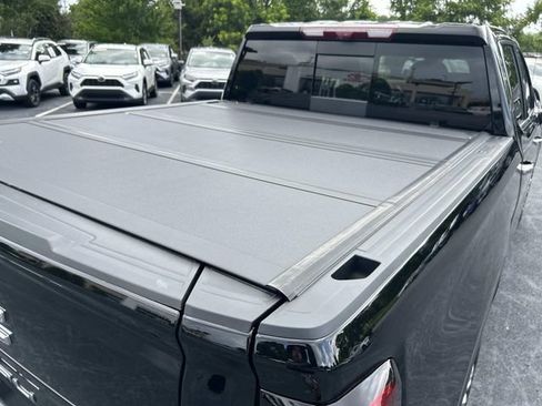 Used 2026 GMC Sierra 1500 Denali w/ Denali Reserve Package AWD/4WD image 11