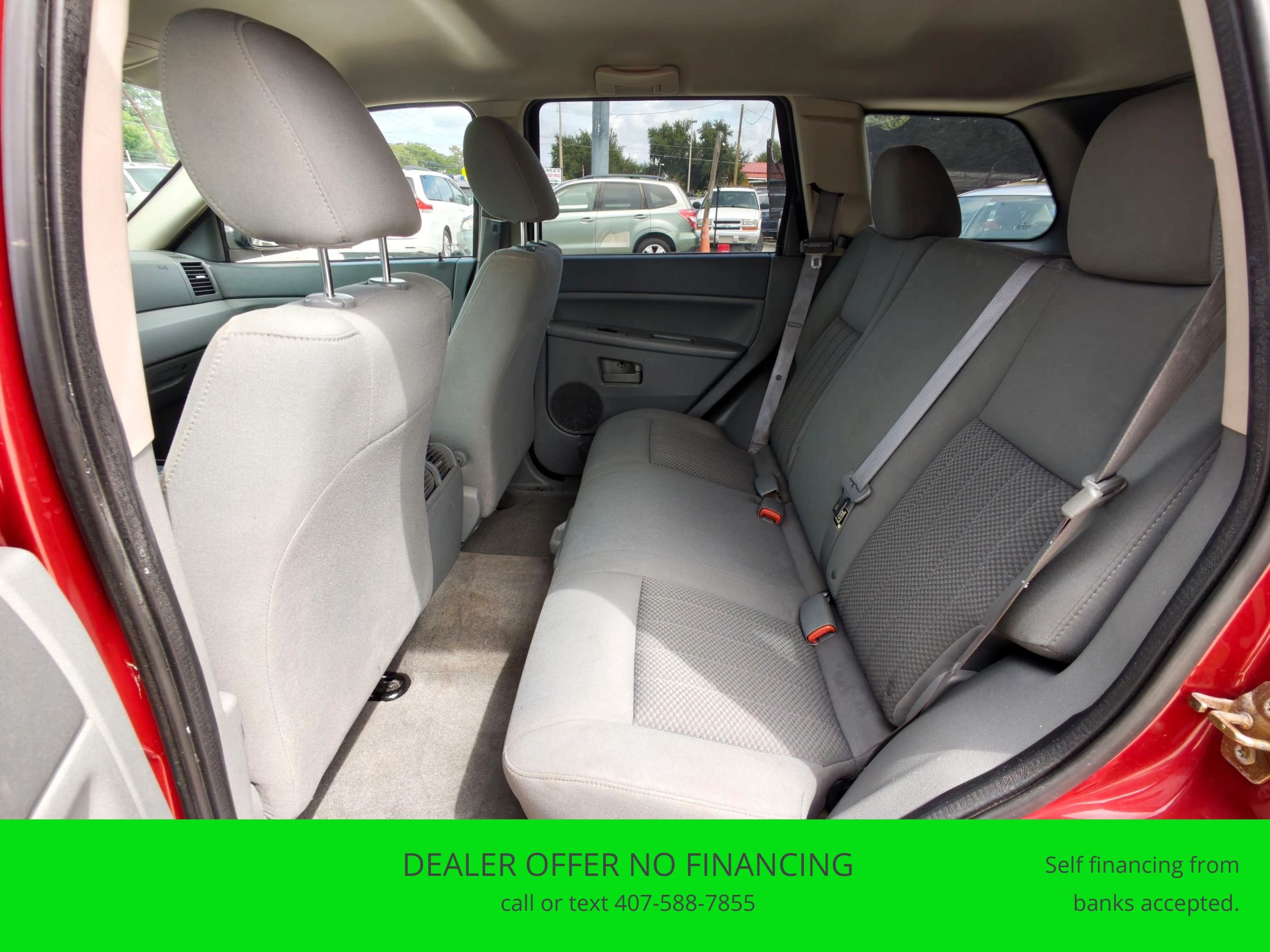Used 2006 Jeep Grand Cherokee Laredo w/ Cargo Convenience Group RWD image 11