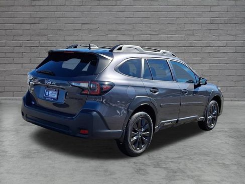Used 2023 Subaru Outback Onyx Edition AWD/4WD image 12