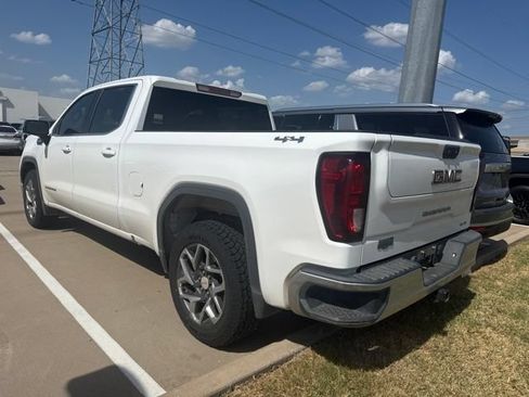 Used 2022 GMC Sierra 1500 SLE AWD/4WD image 3