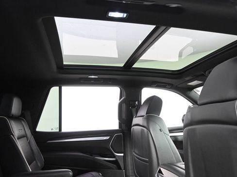 Used 2025 Cadillac Escalade Premium Luxury w/ Touring Package AWD/4WD image 17