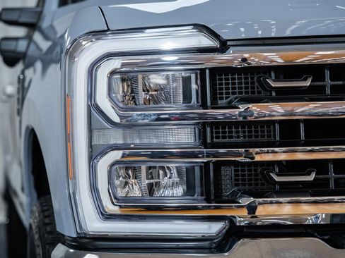 Used 2024 Ford F350 King Ranch w/ Chrome Package image 9