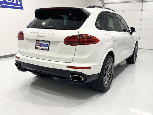 Used 2018 Porsche Cayenne Platinum Edition AWD/4WD image 6