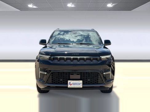 New 2026 Jeep Grand Wagoneer Summit AWD/4WD image 6