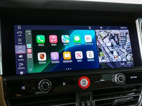 New 2025 Porsche Macan AWD image 17