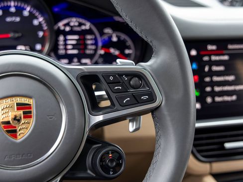 Certified 2023 Porsche Cayenne GTS AWD/4WD image 36