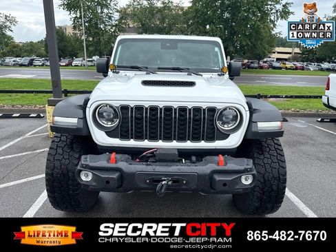 Used 2025 Jeep Gladiator Mojave w/ Convenience Group AWD/4WD image 7
