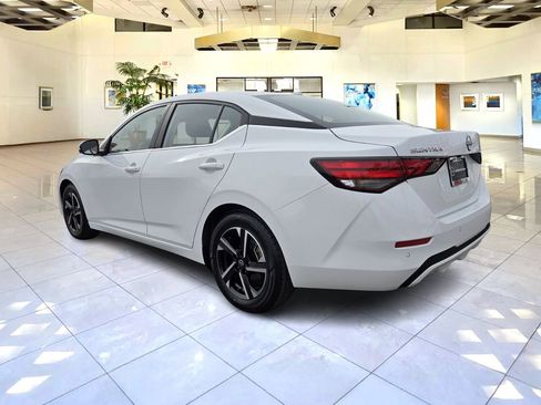 Certified 2024 Nissan Sentra SV image 5