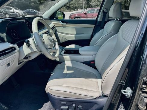 Used 2024 Hyundai Palisade Limited AWD/4WD image 8