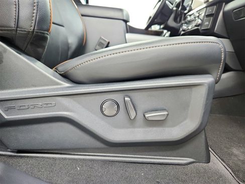New 2026 Ford F250 Lariat w/ Lariat Ultimate Package image 43