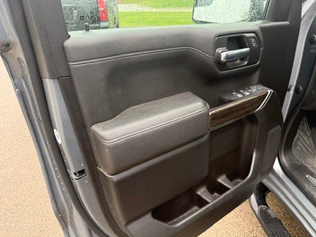Used 2022 Chevrolet Silverado 1500 RST AWD/4WD image 16
