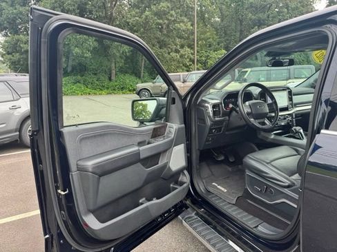 Used 2021 Ford F150 Lariat w/ Equipment Group 502A High AWD/4WD image 12