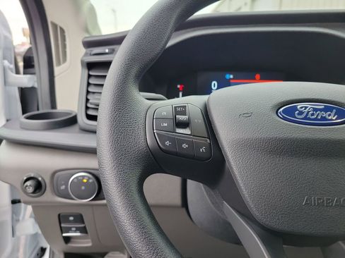 New 2025 Ford Transit 250 148 Medium Roof image 23