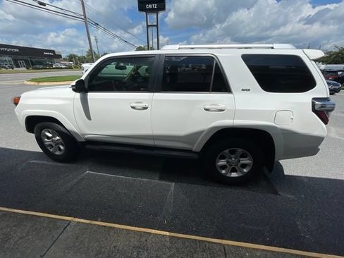 Used 2015 Toyota 4Runner SR5 Premium RWD image 5