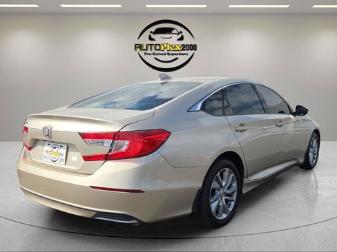 Used 2020 Honda Accord LX image 7