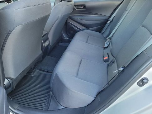 Used 2025 Toyota Corolla LE FWD image 8