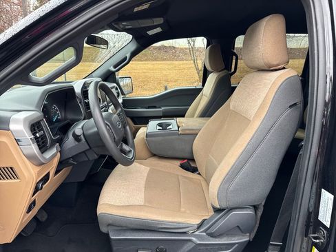 Used 2023 Ford F150 XLT image 9