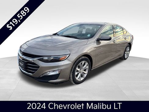 Used 2024 Chevrolet Malibu LT image 1