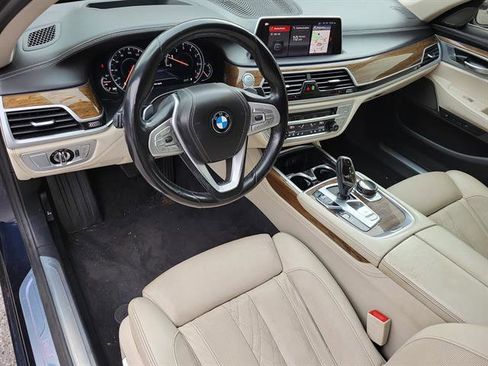 Used 2019 BMW 750i xDrive 750i xDrive w/ Executive Package image 2